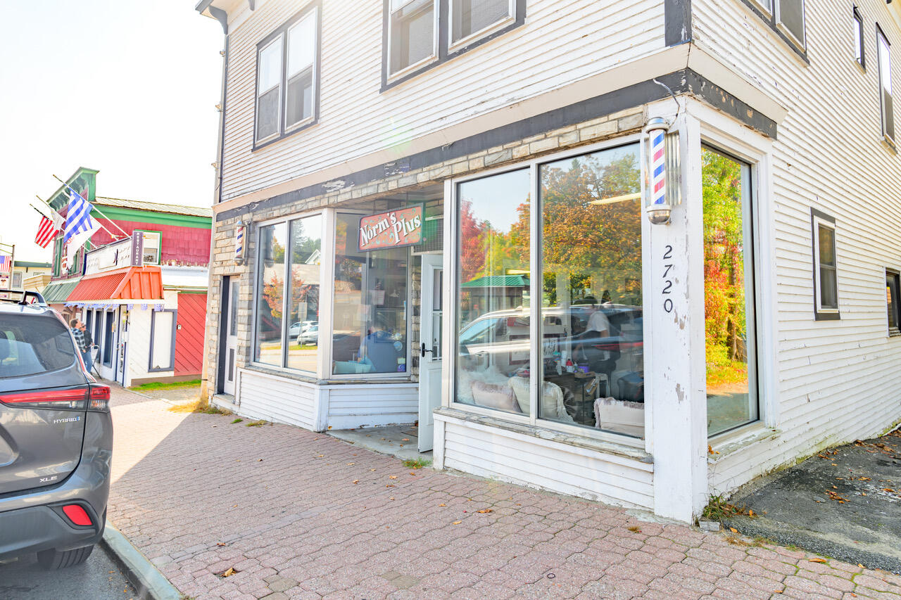 2720 Main Street