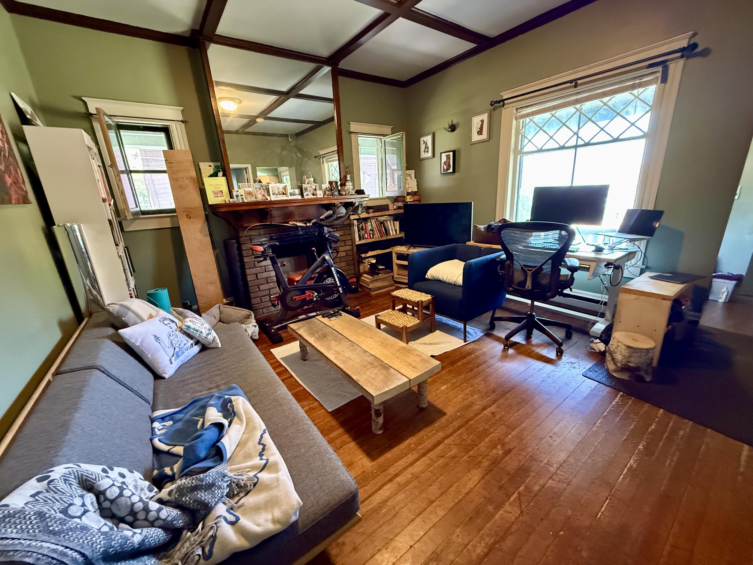 113 Parkside Drive