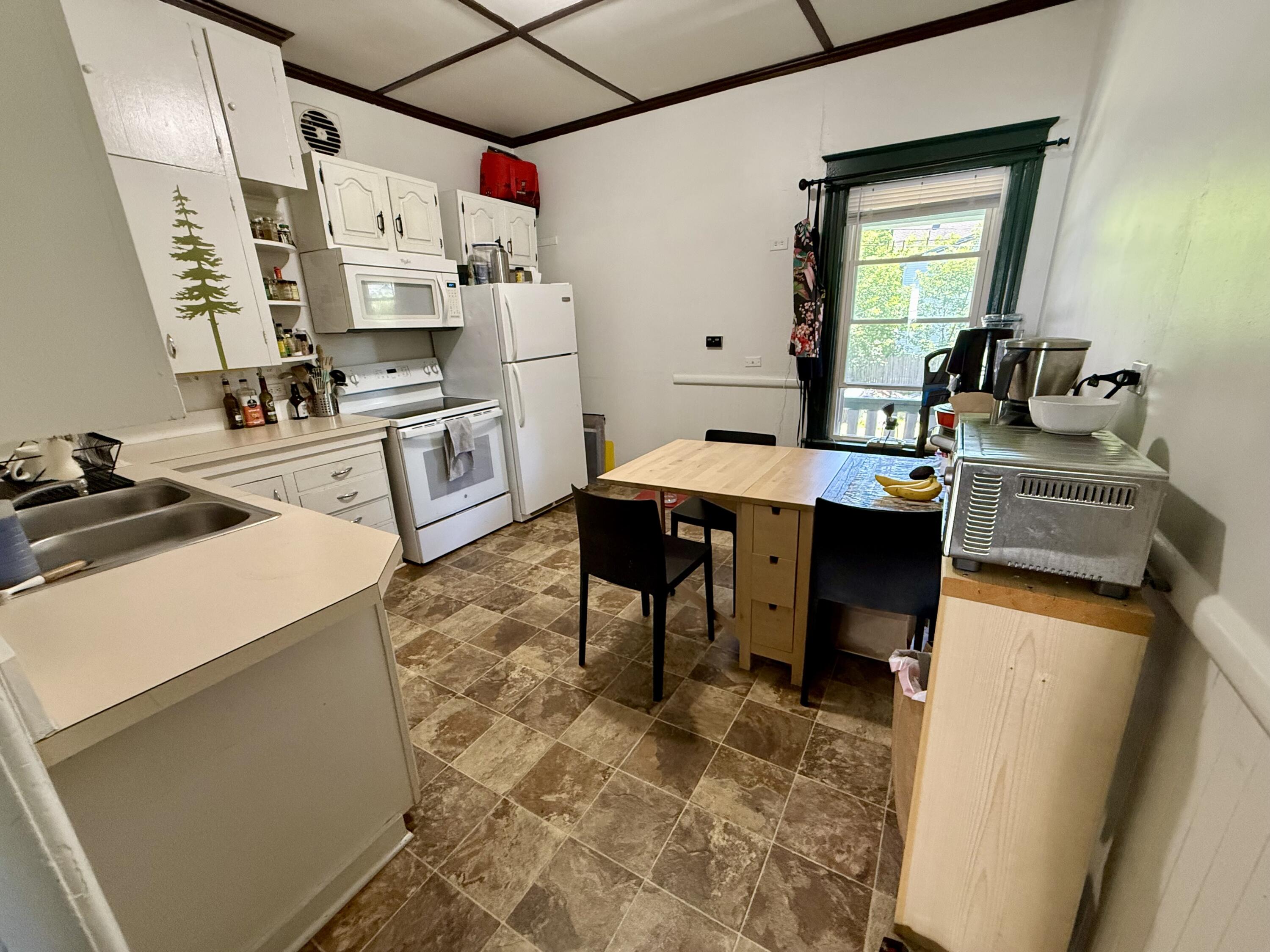 113 Parkside Drive