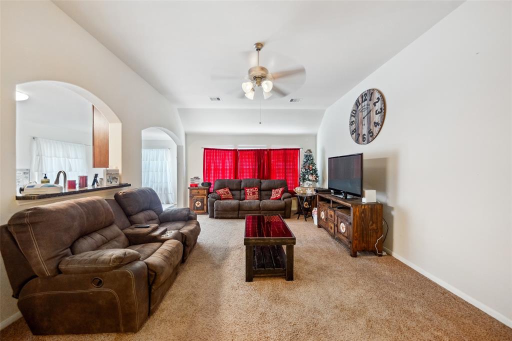 1201 Quarterhorse Drive