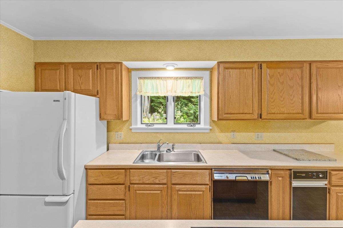 106 Fairwood Parkway