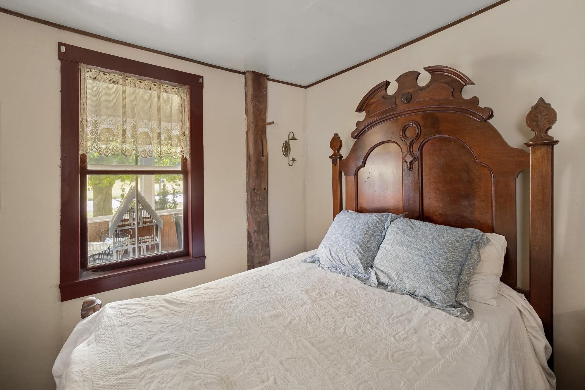 621 Pleasant Valley Road