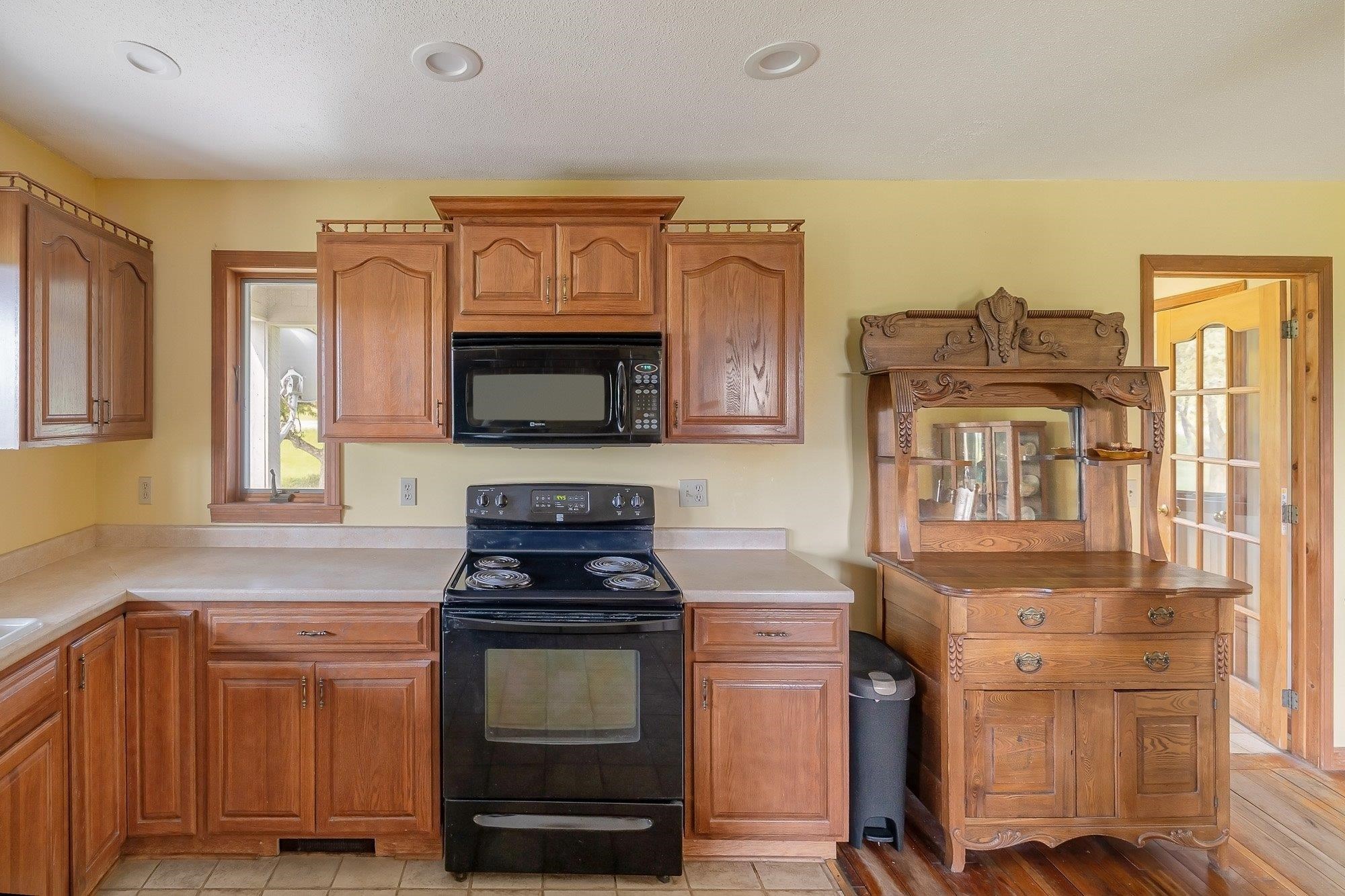 2212 Elmore Pond Road