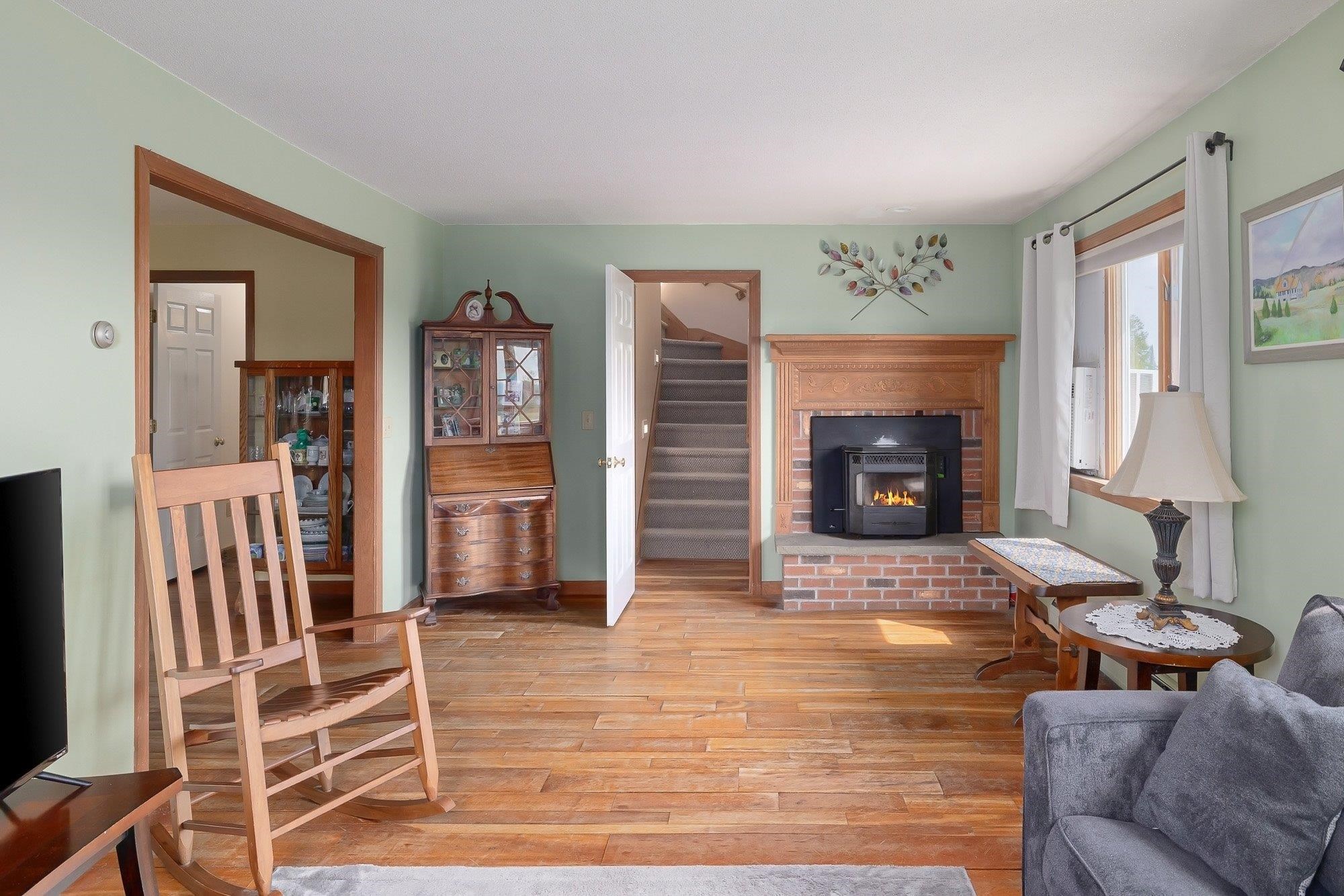 2212 Elmore Pond Road