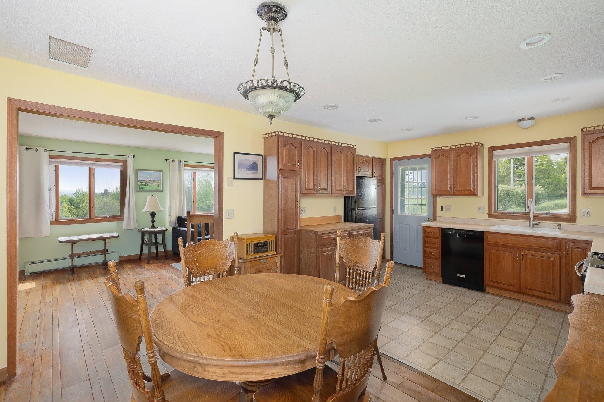 2212 Elmore Pond Road