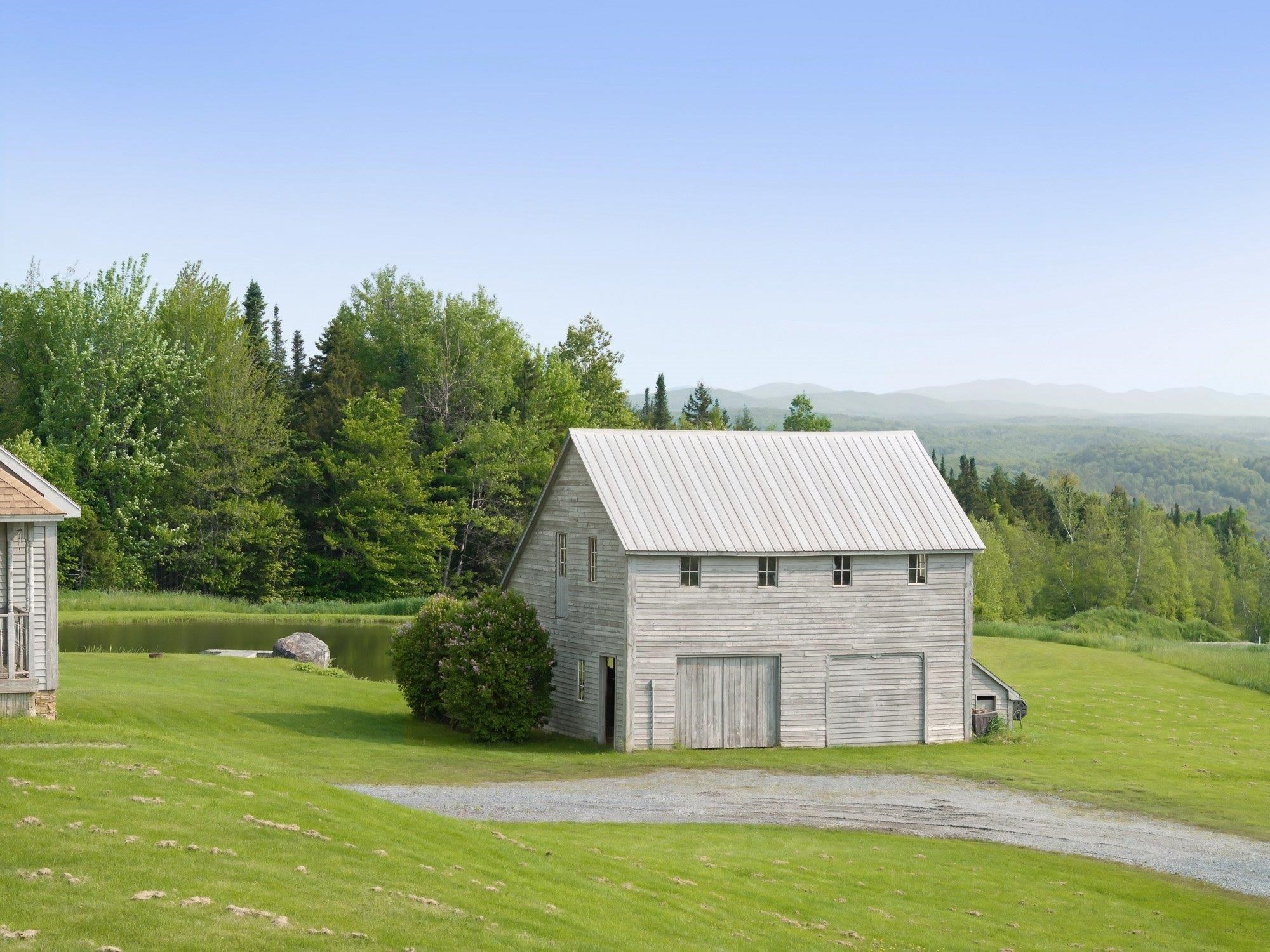 2212 Elmore Pond Road