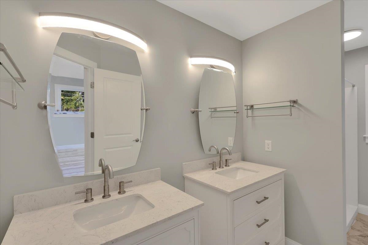 49 Hemlock Circle
