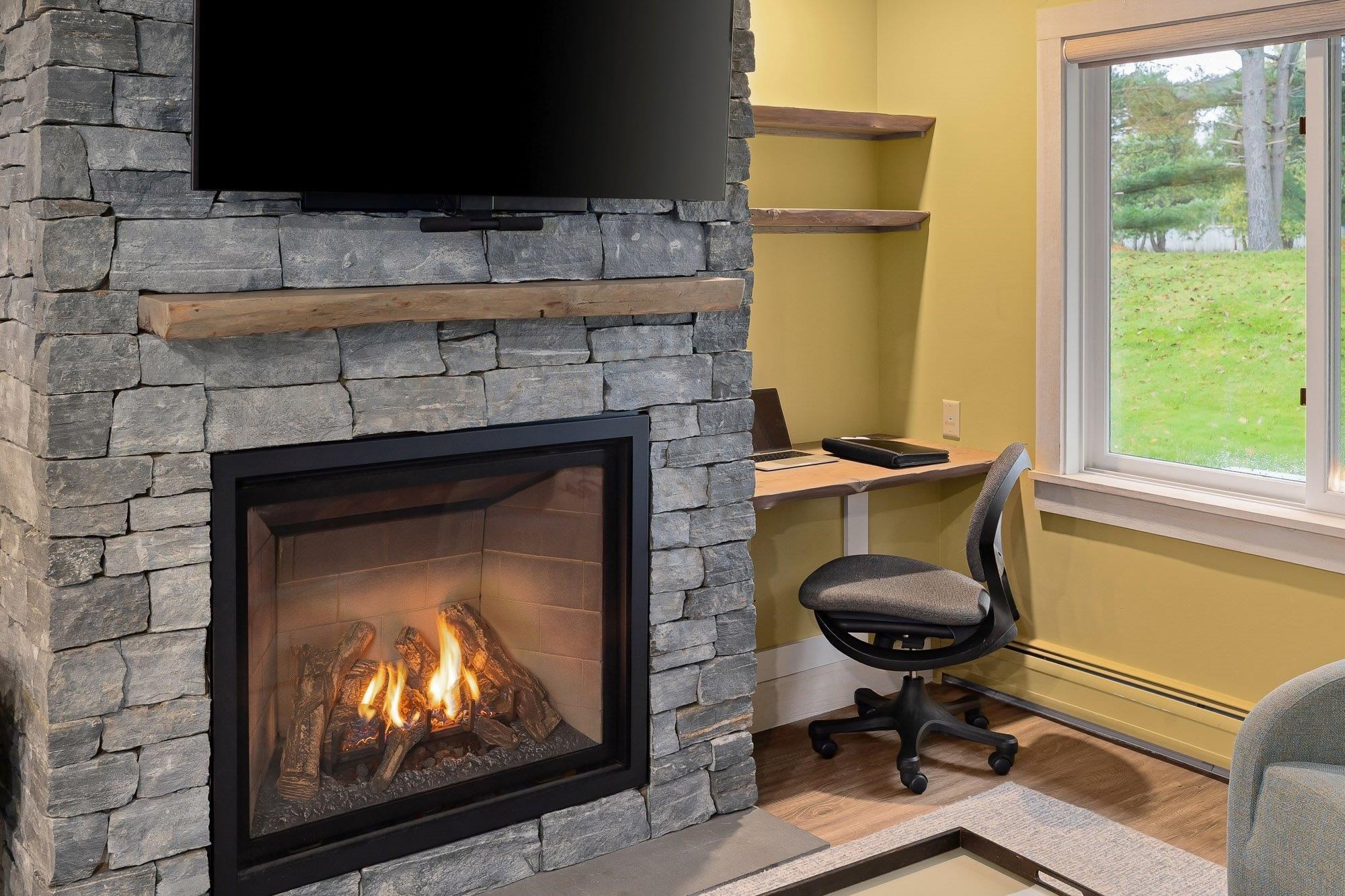 55 Village Green Drive Unit: 3D