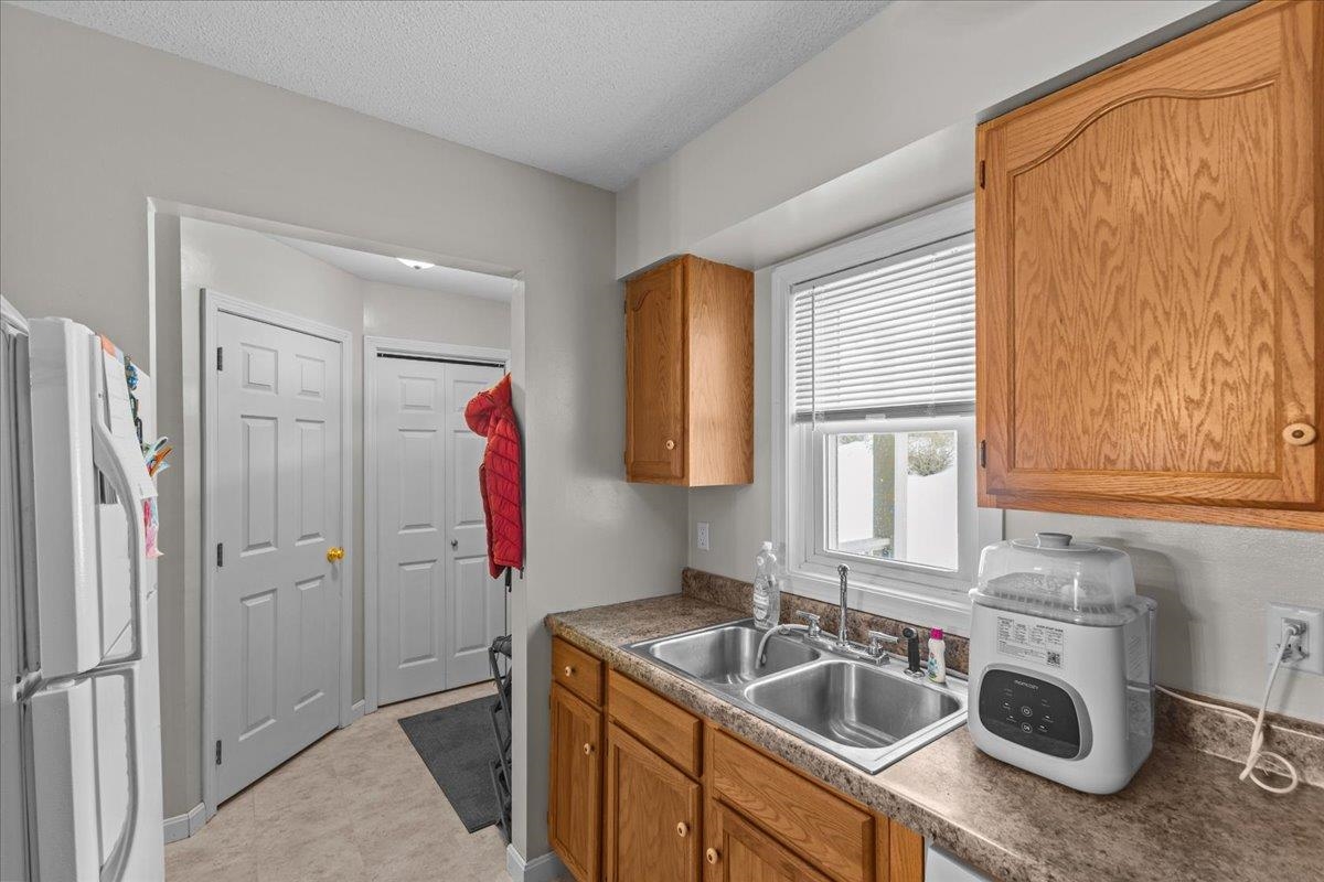 200 Acorn Drive Unit: 204