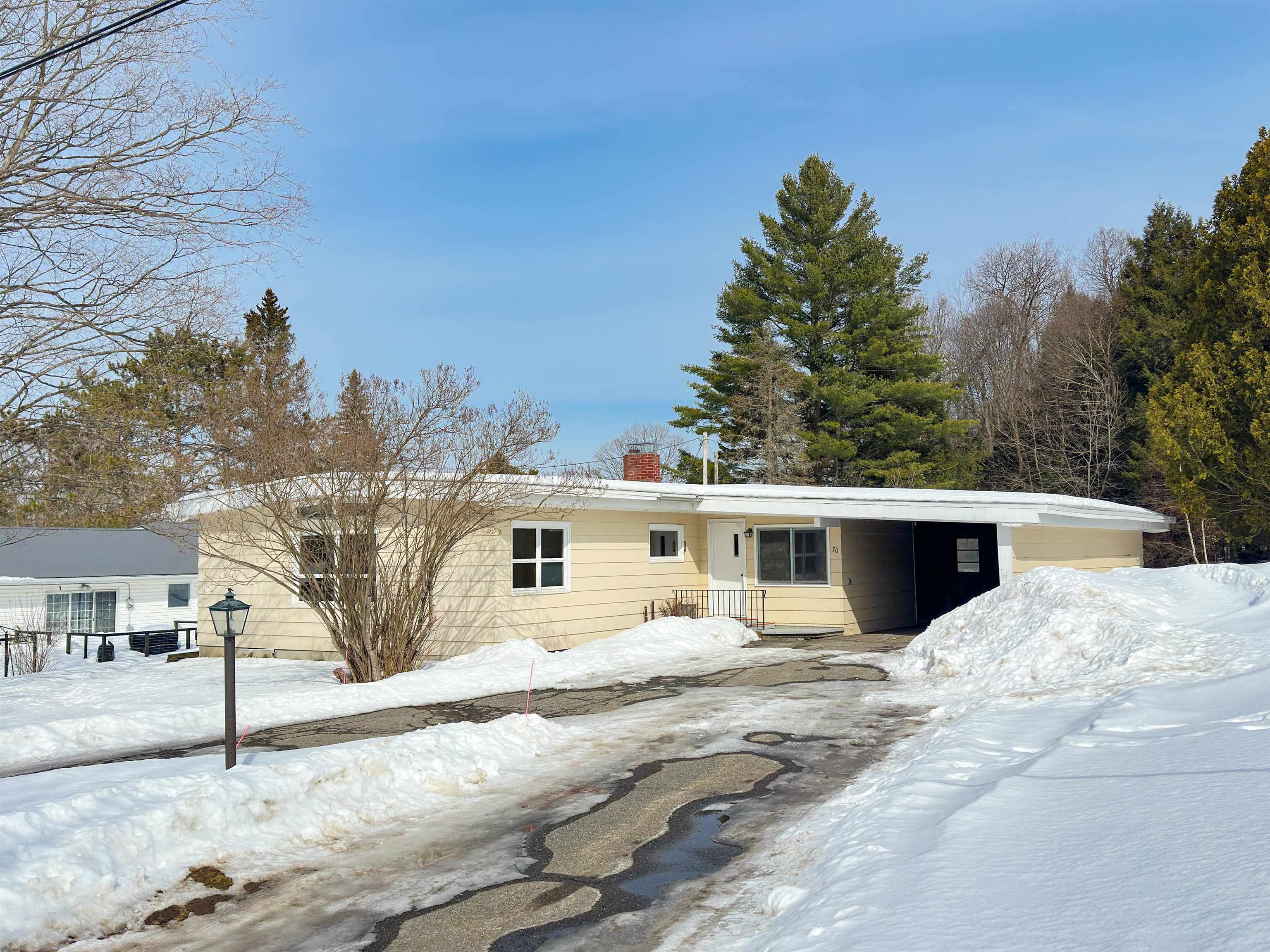 70 Fairwood Heights