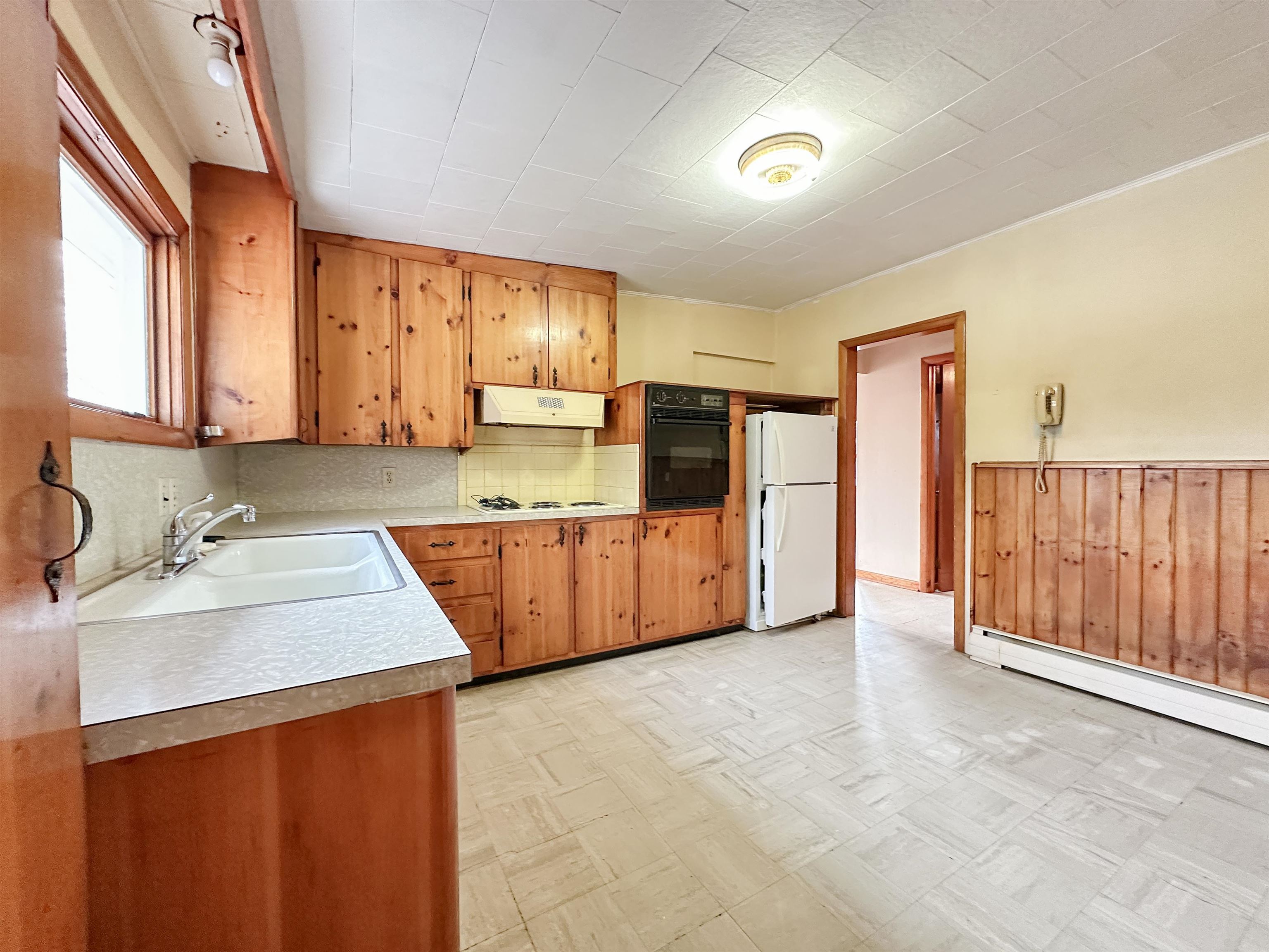 70 Fairwood Heights