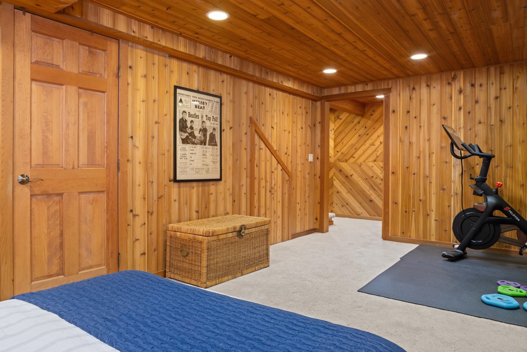 2206 Elmore Mountain Road