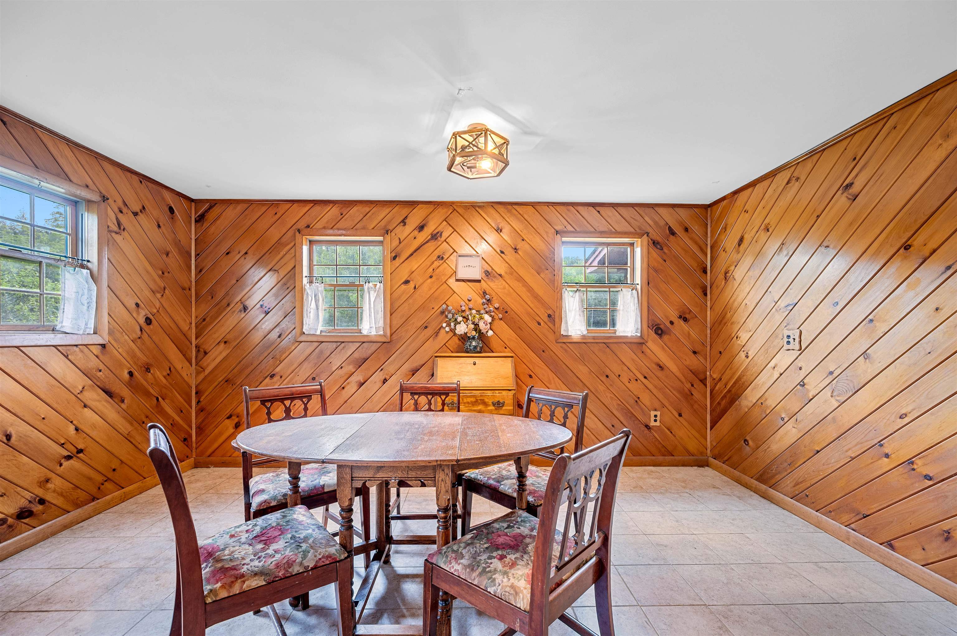 302 Brook Road