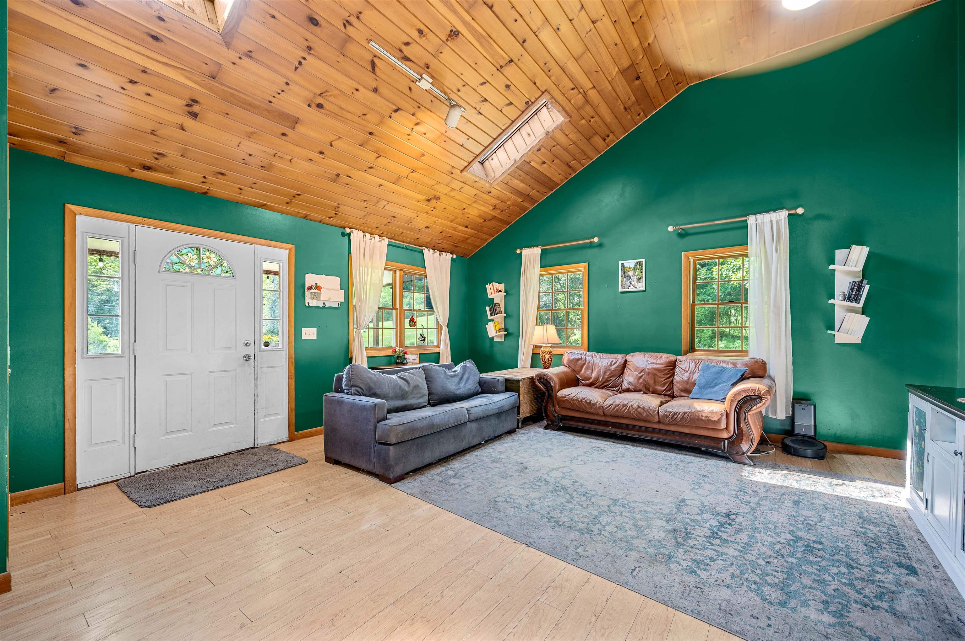 302 Brook Road