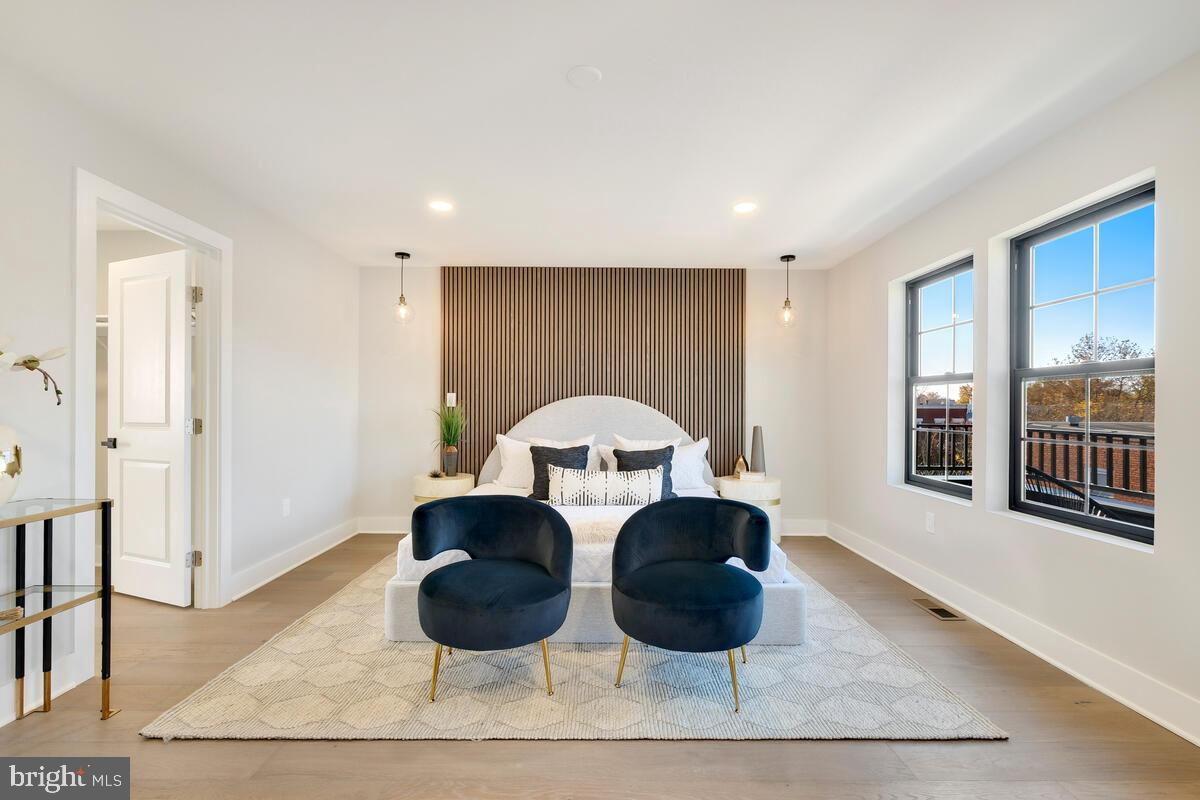 21 16TH STREET SE