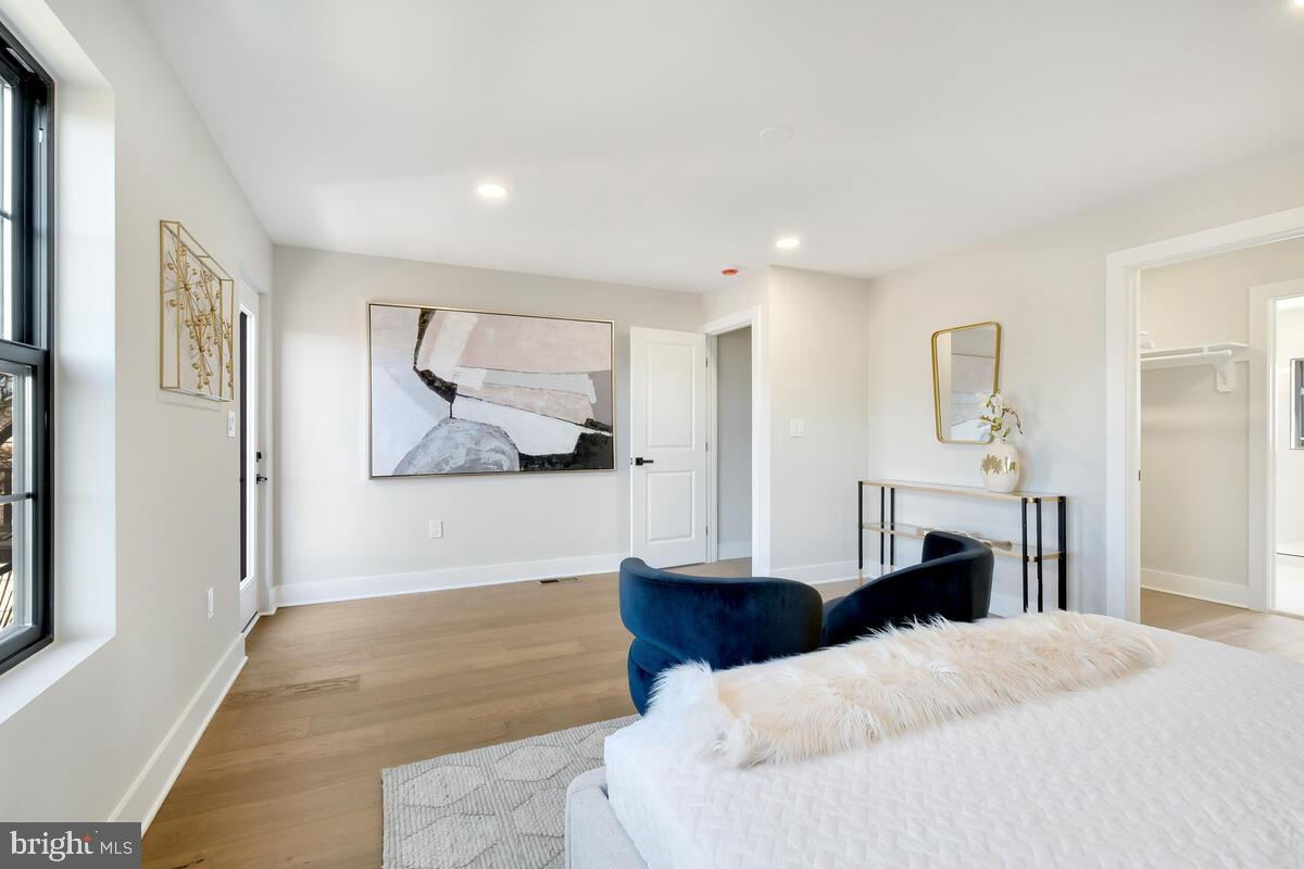 21 16TH STREET SE