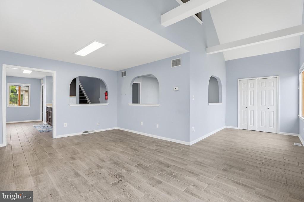 8477 FORT SMALLWOOD ROAD