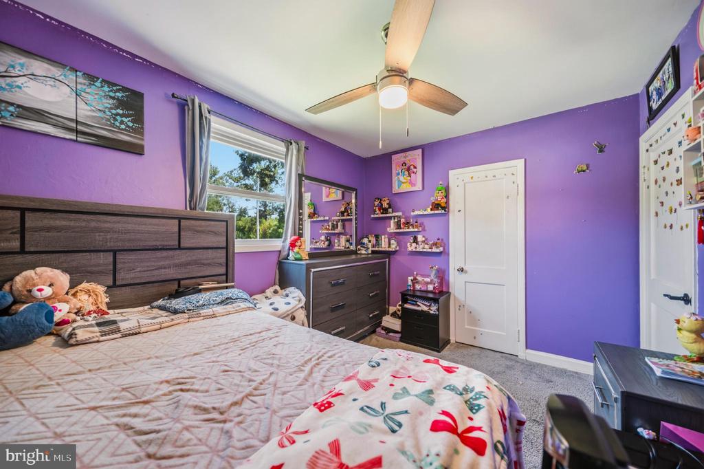 1402 NORCROSS LANE
