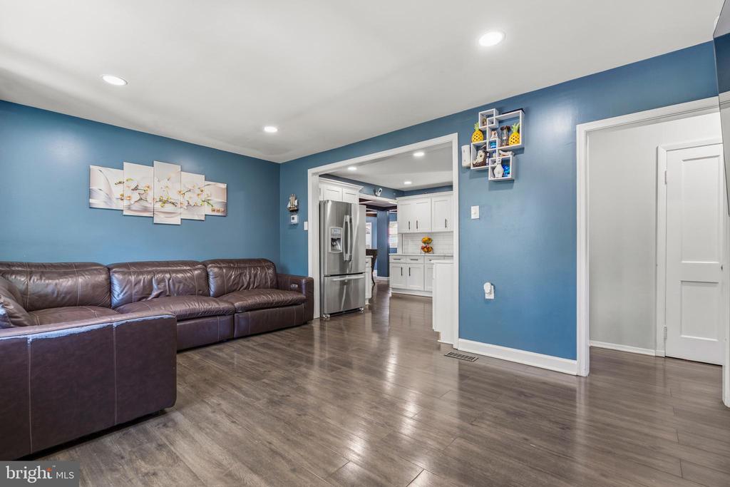 1402 NORCROSS LANE