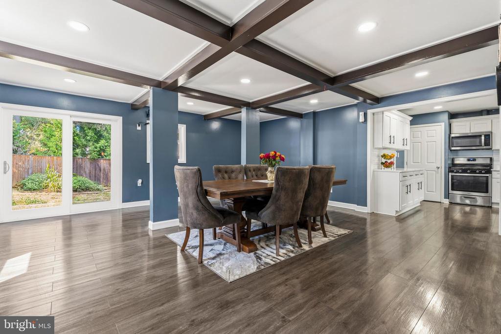 1402 NORCROSS LANE