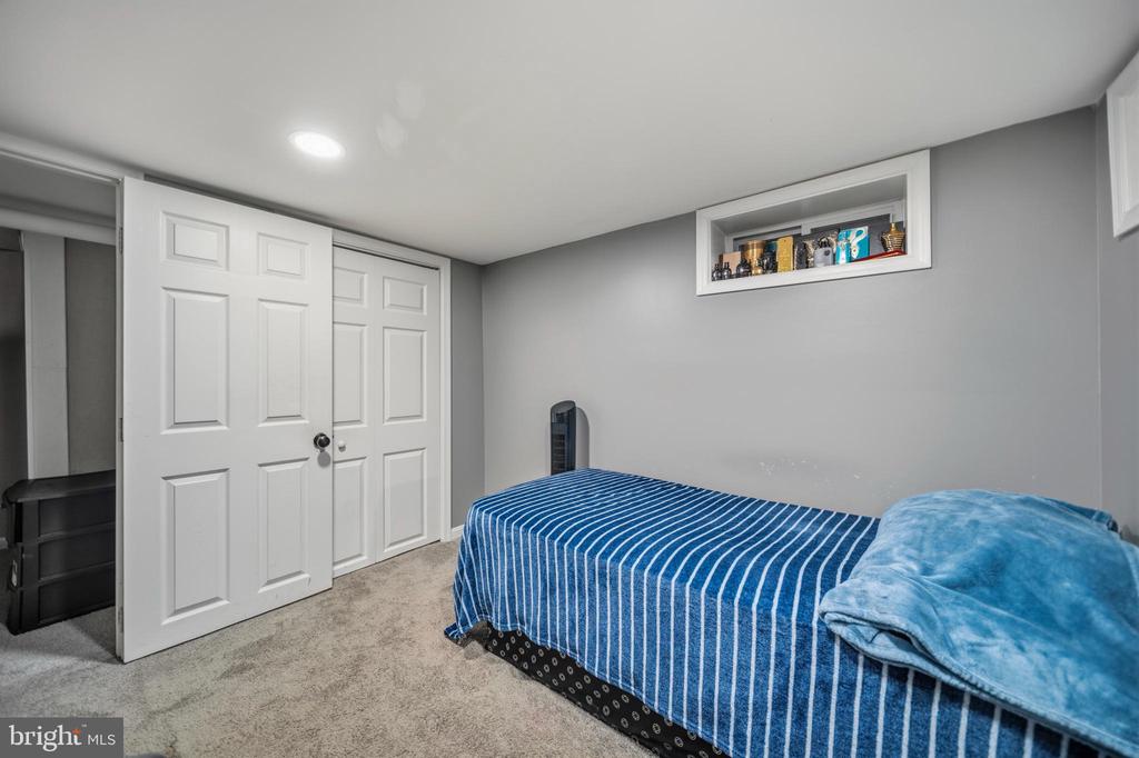 1402 NORCROSS LANE