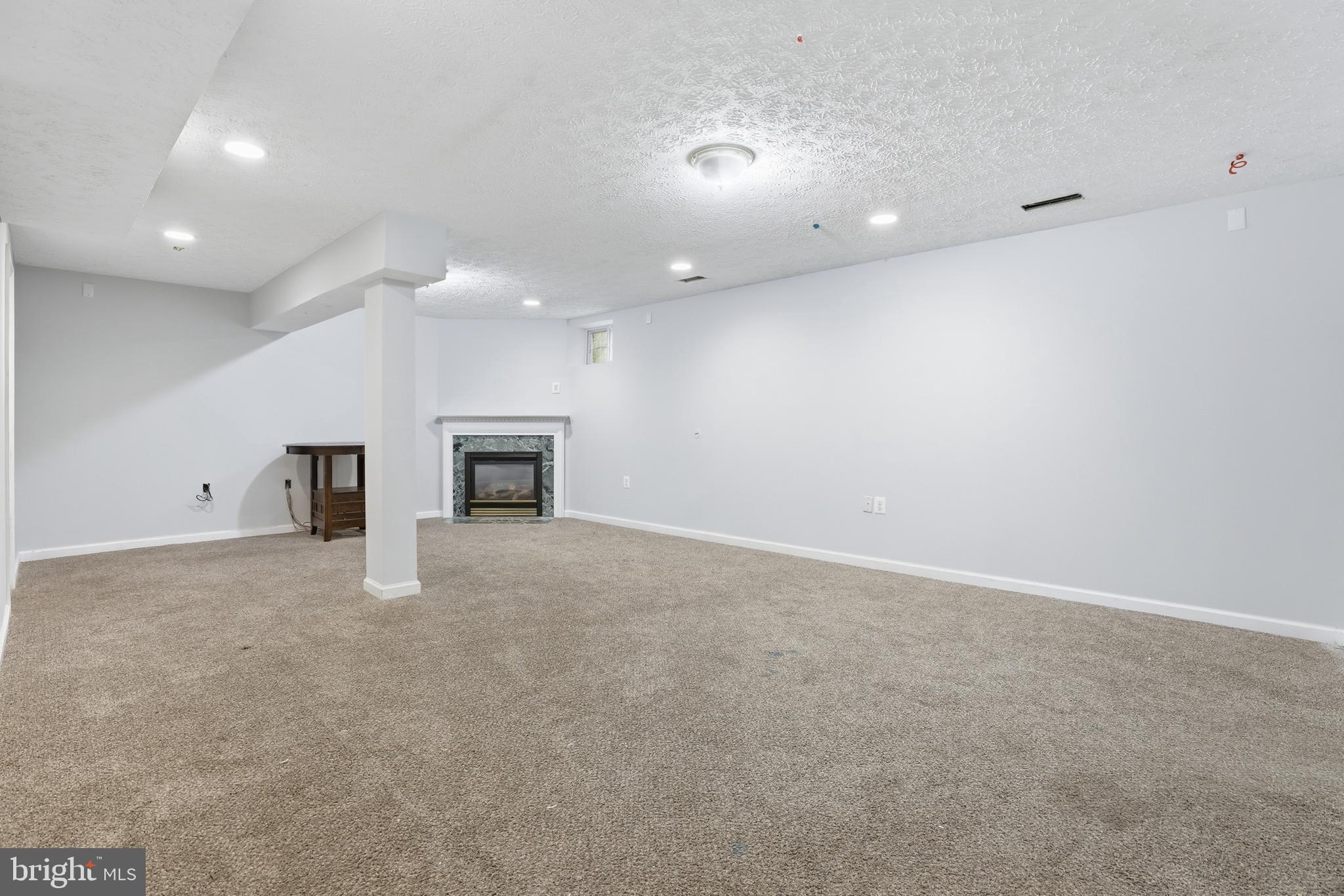 2401 VIDALIA COURT