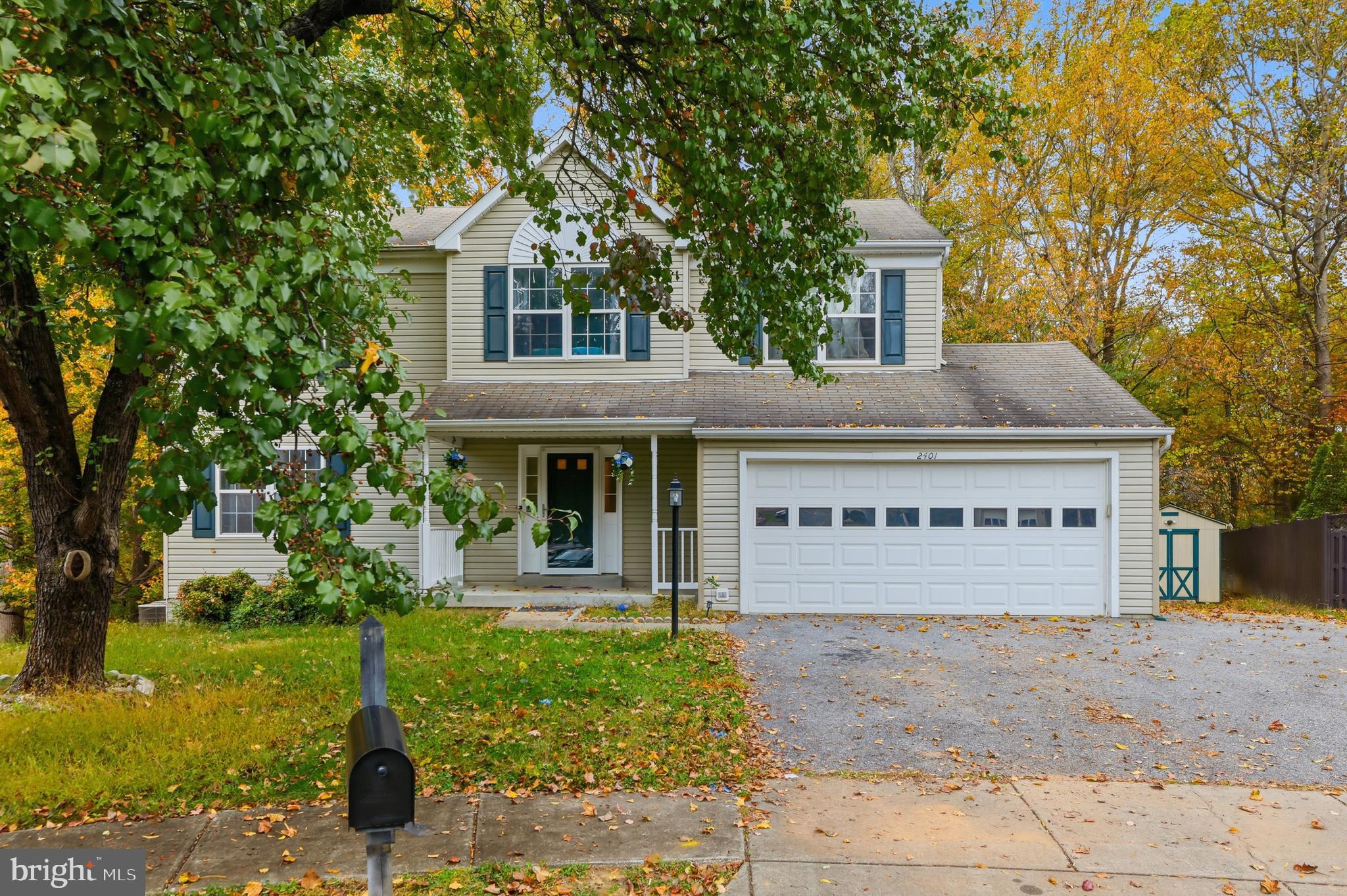 2401 VIDALIA COURT