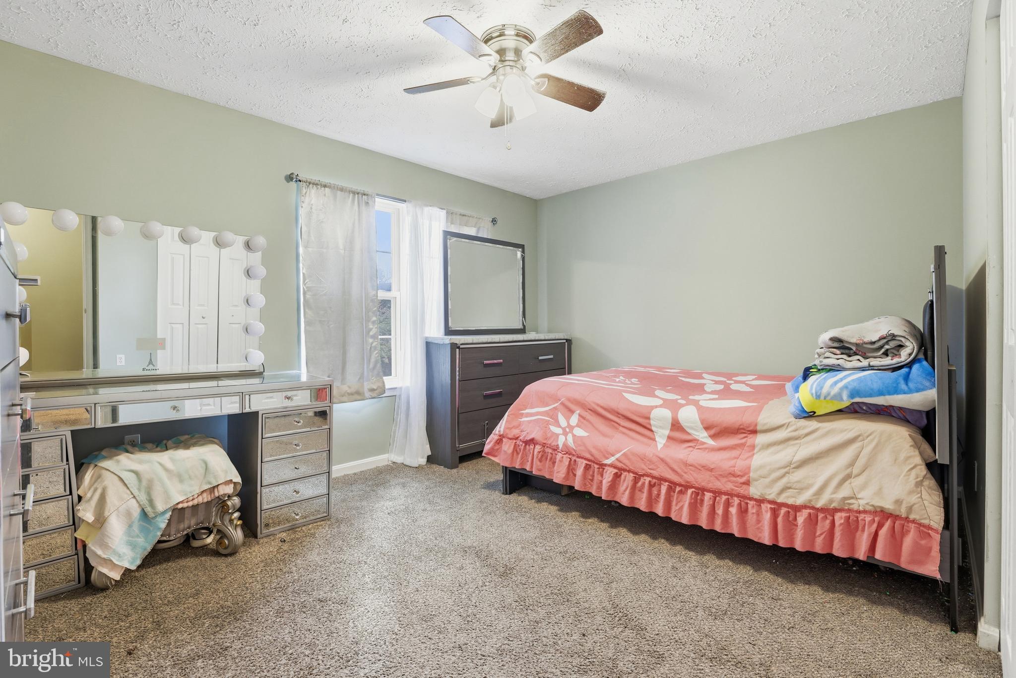 2401 VIDALIA COURT