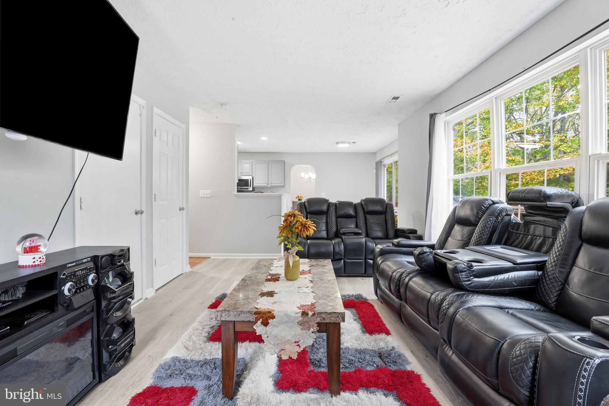 2401 VIDALIA COURT