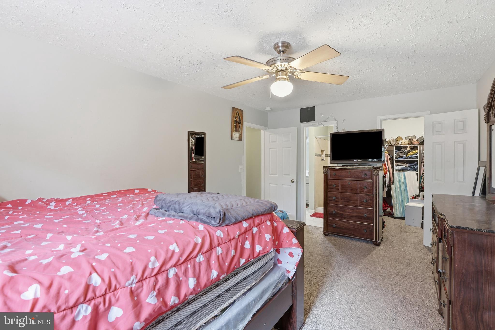 2401 VIDALIA COURT