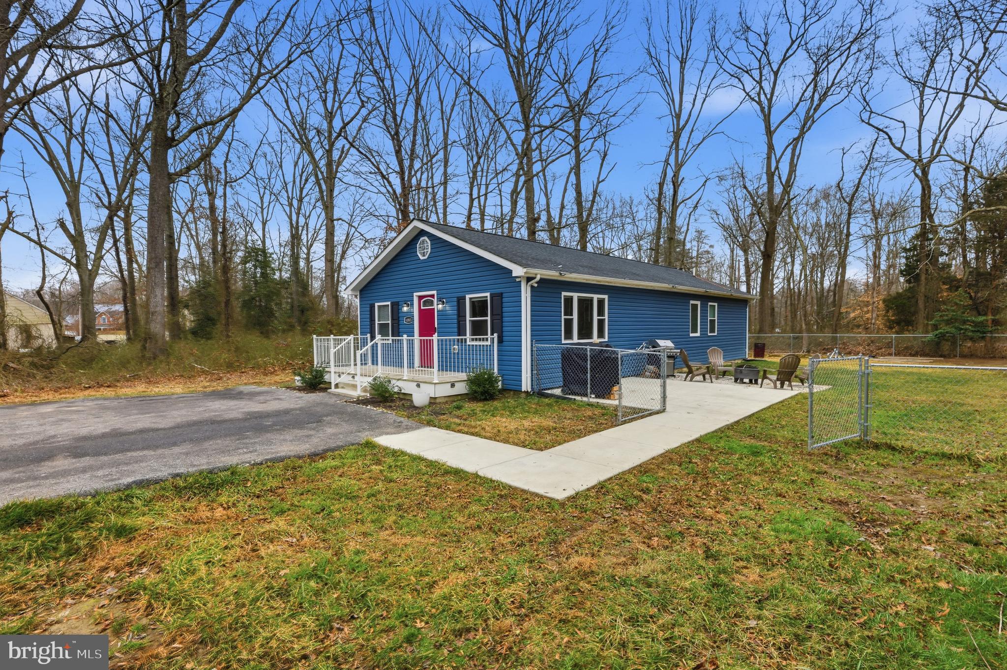 4085 STEPNEYS PLACE
