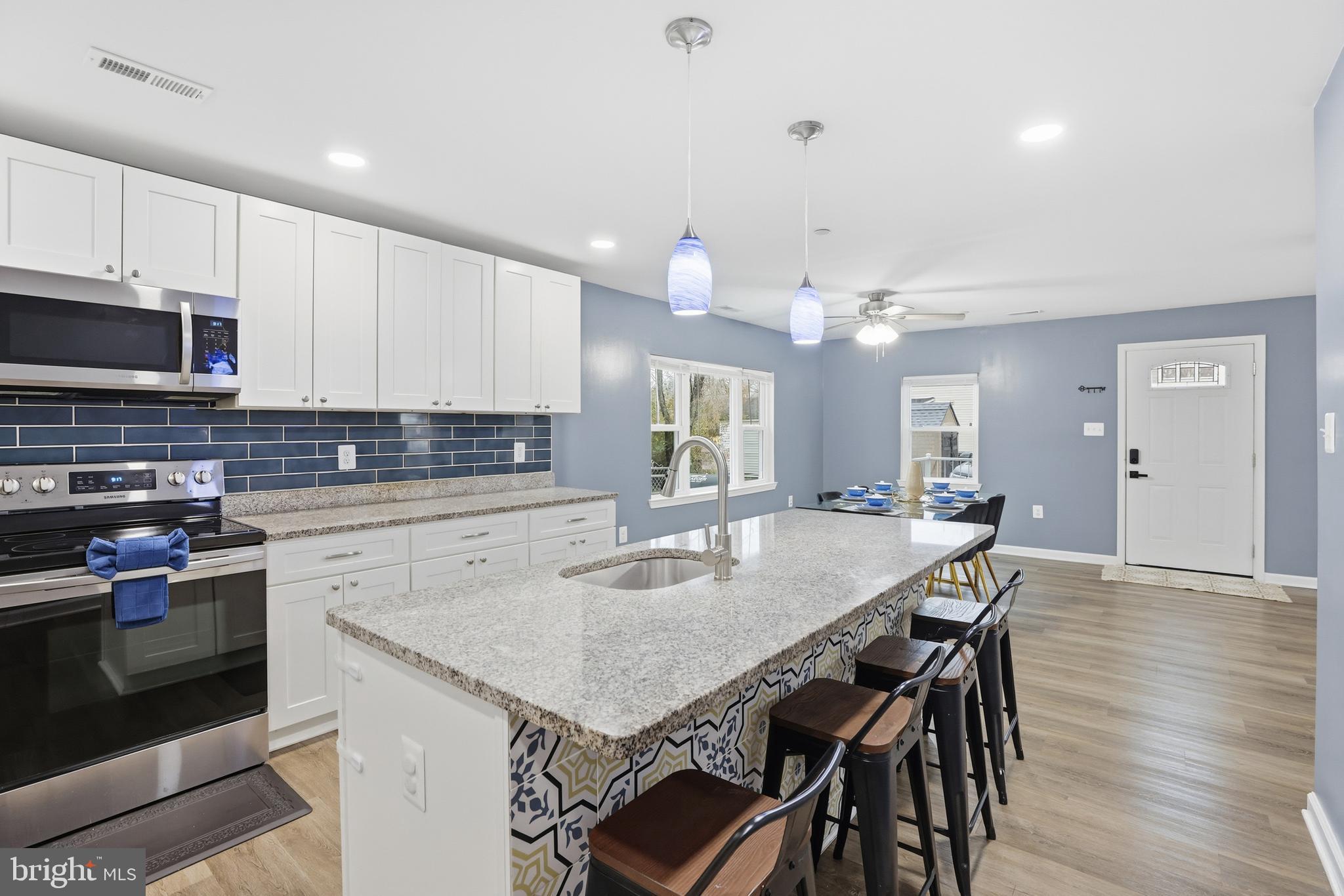 4085 STEPNEYS PLACE