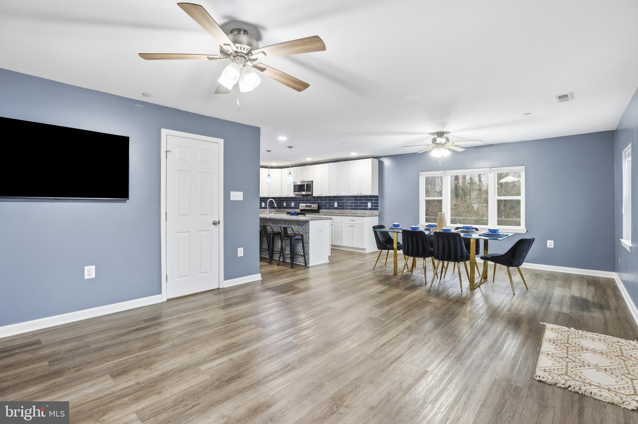 4085 STEPNEYS PLACE