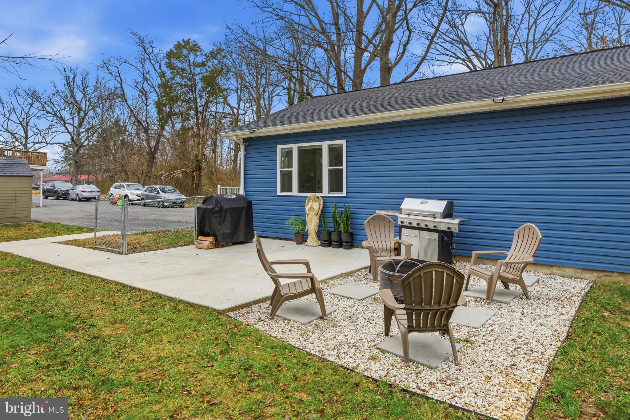4085 STEPNEYS PLACE