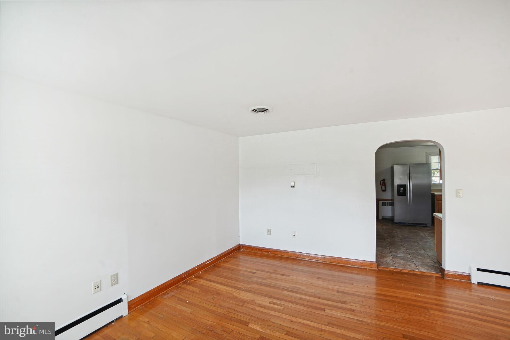 2522 W LIBERTY ROAD