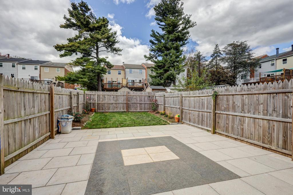 712 HORPEL DRIVE