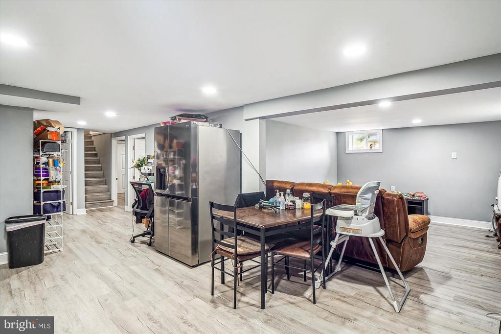 702 MIDWAY DRIVE