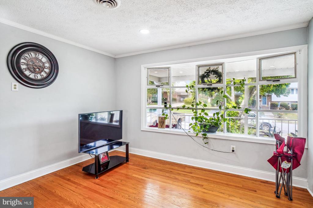 702 MIDWAY DRIVE