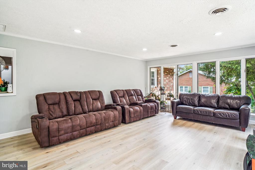 702 MIDWAY DRIVE
