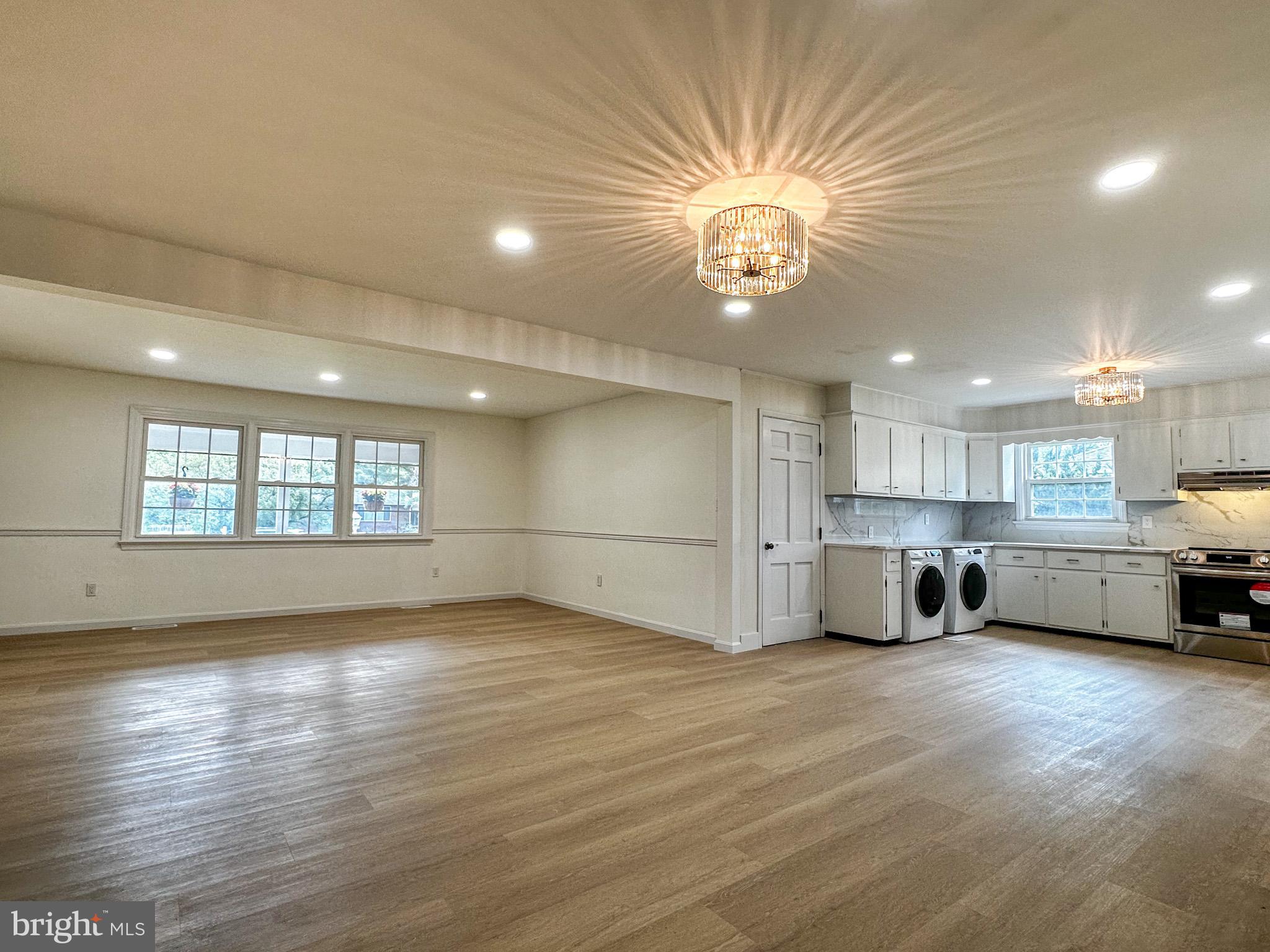 6783 SUNNYBROOK DRIVE