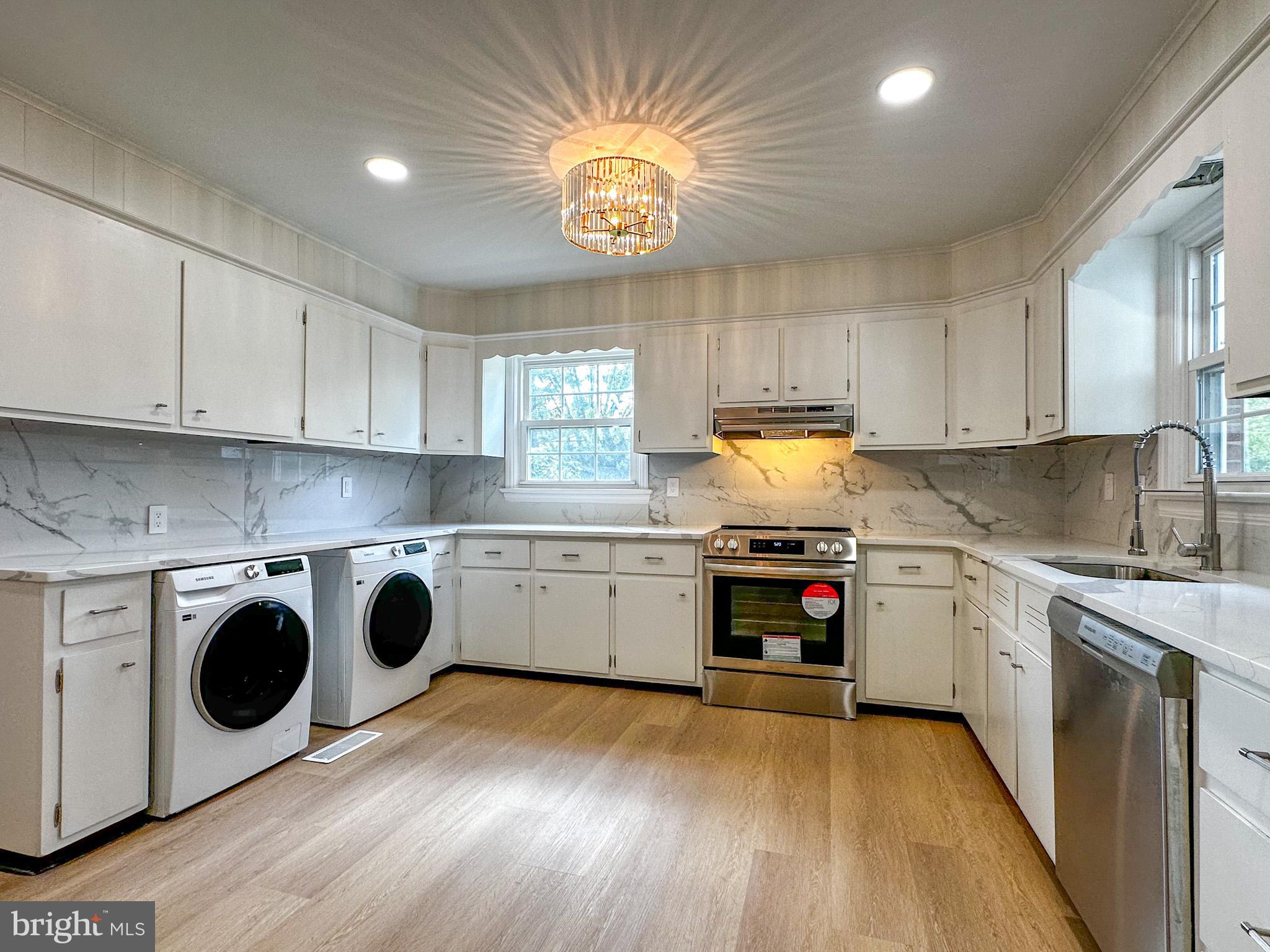 6783 SUNNYBROOK DRIVE