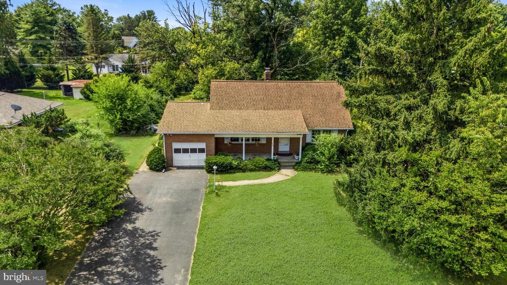 6783 SUNNYBROOK DRIVE