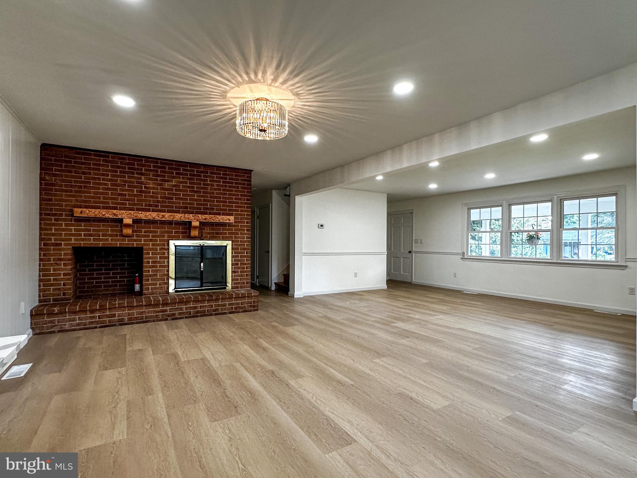 6783 SUNNYBROOK DRIVE