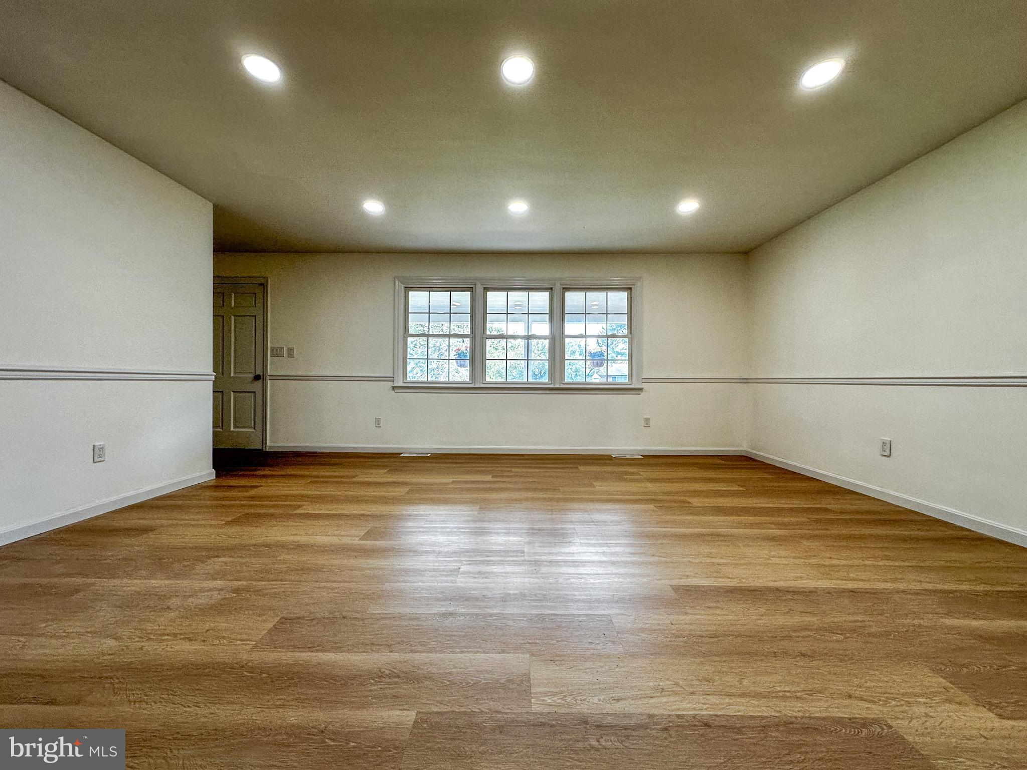 6783 SUNNYBROOK DRIVE