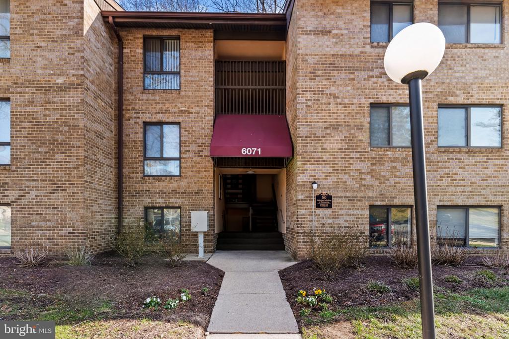 6071 MAJORS LANE 2