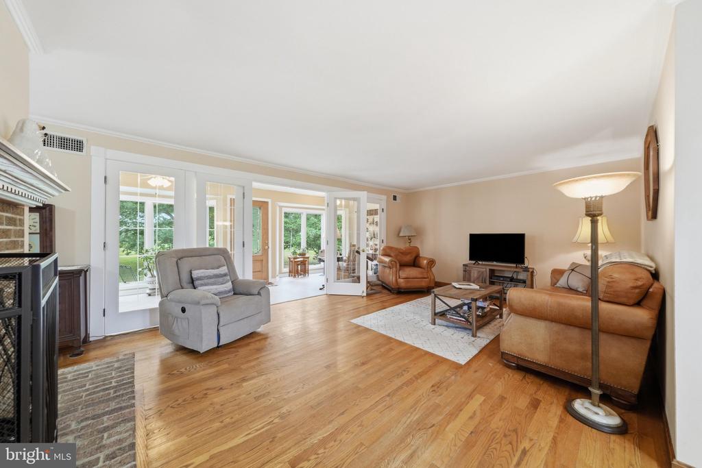 1645 OLD ANNAPOLIS ROAD