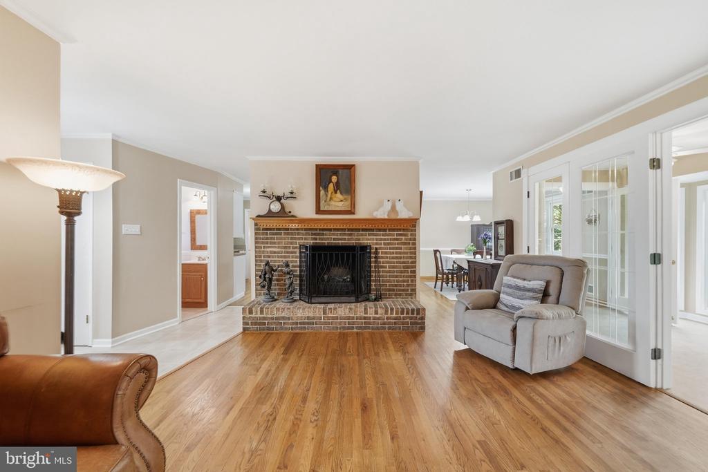 1645 OLD ANNAPOLIS ROAD