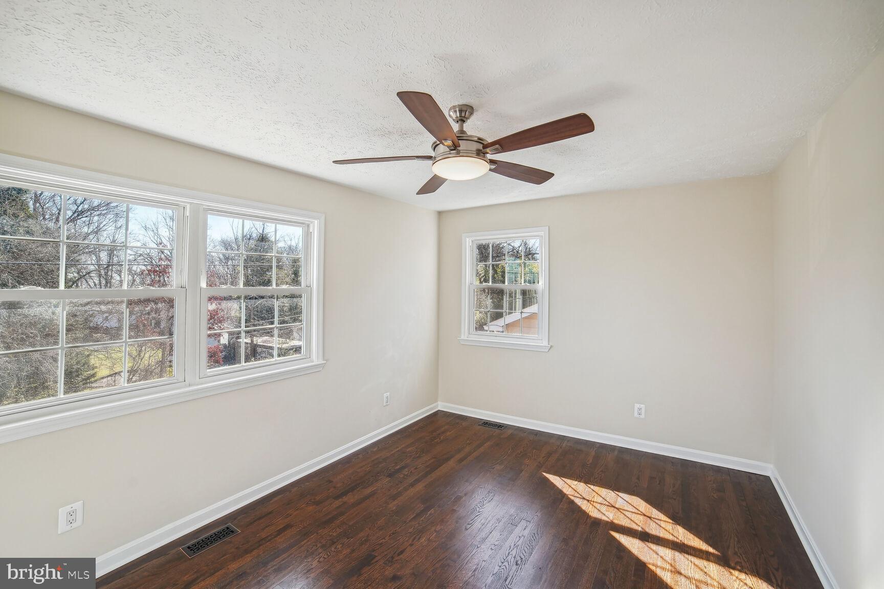 18027 SNOW CREEK DRIVE