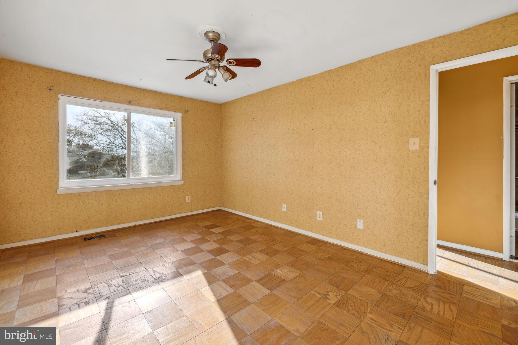 470 W DEER PARK ROAD 15H