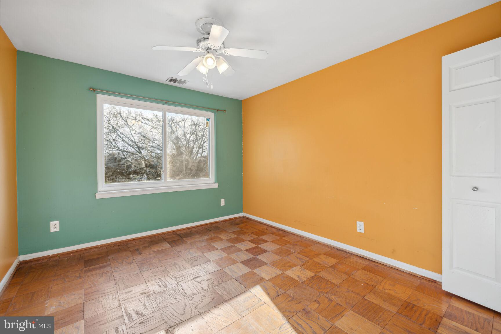 470 W DEER PARK ROAD 15H